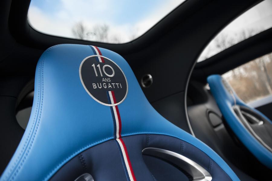 Детали интерьера Bugatti Chiron Sport 110 ans Bugatti 2019 года  (фото 11 из 33)